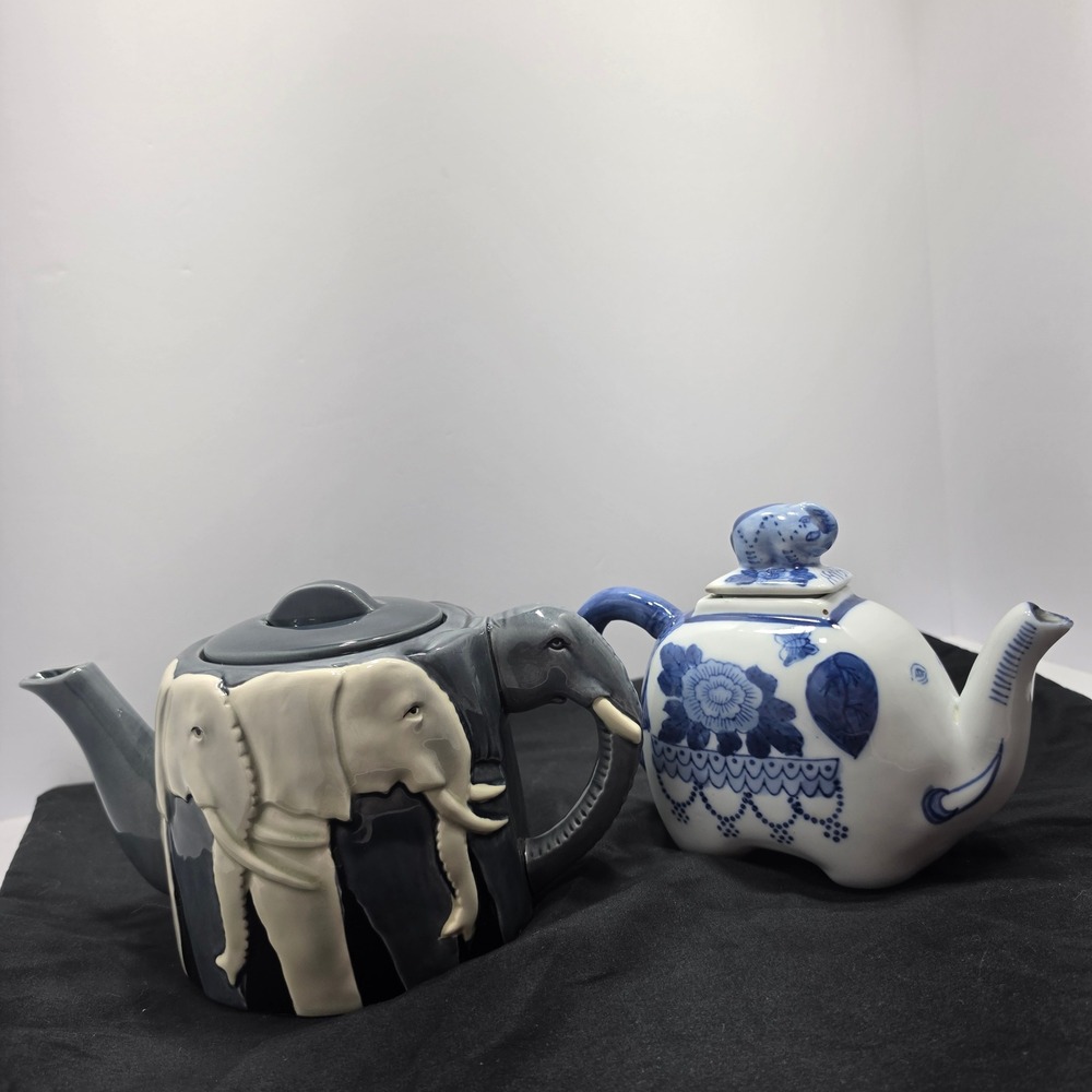 Otagiri Tom Taylor Elephant Teapot Set Grey Relief & Blue White Porcelain 2pc